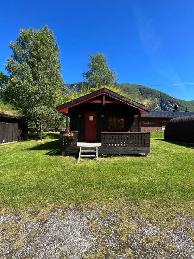 Vistdal Camping Myklebostad  エクステリア 写真