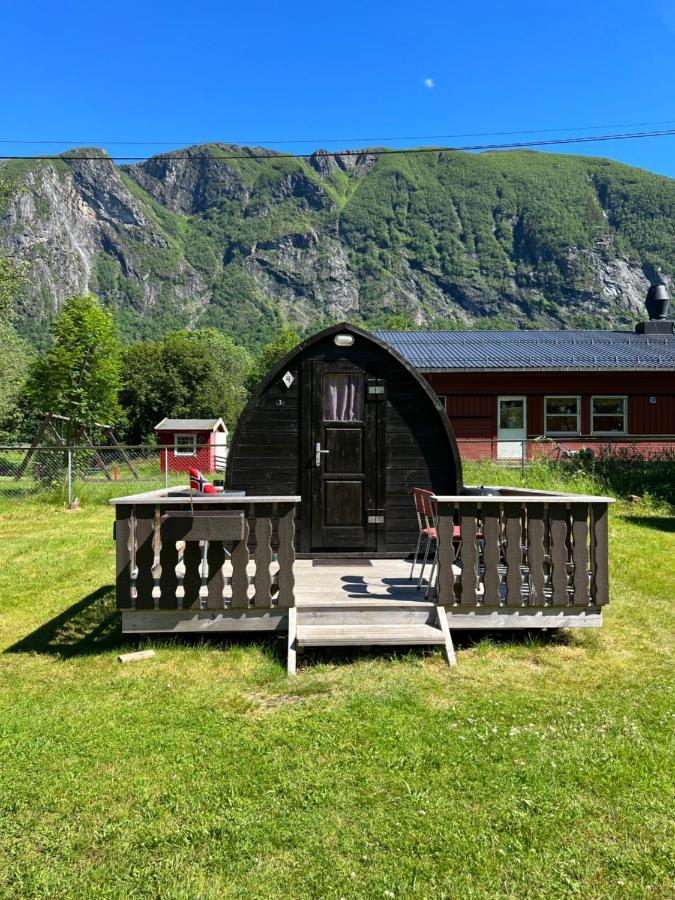 Vistdal Camping Myklebostad  エクステリア 写真