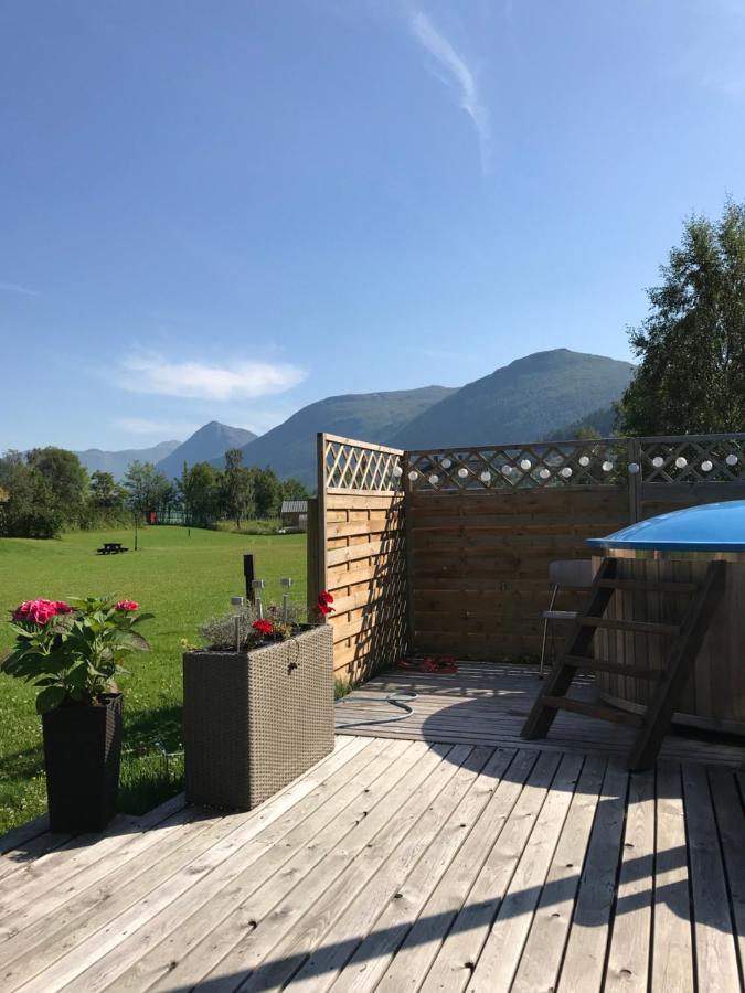 Vistdal Camping Myklebostad  エクステリア 写真