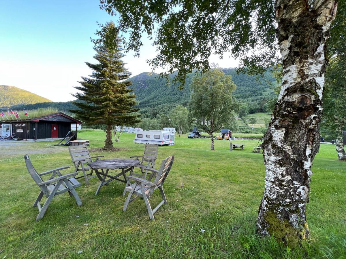 Vistdal Camping Myklebostad  エクステリア 写真