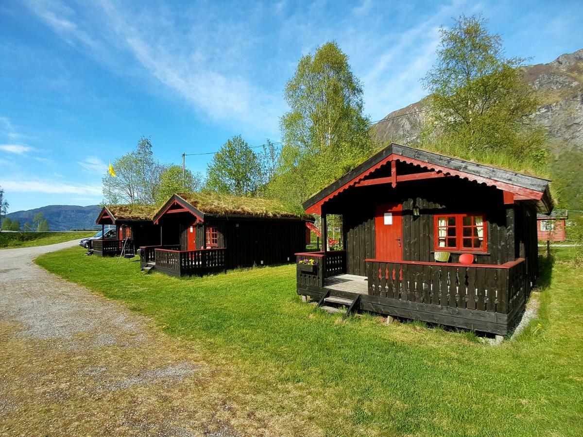 Vistdal Camping Myklebostad  エクステリア 写真