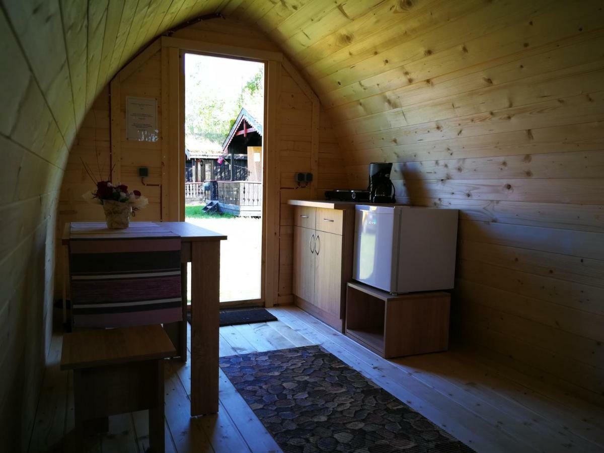 Vistdal Camping Myklebostad  エクステリア 写真