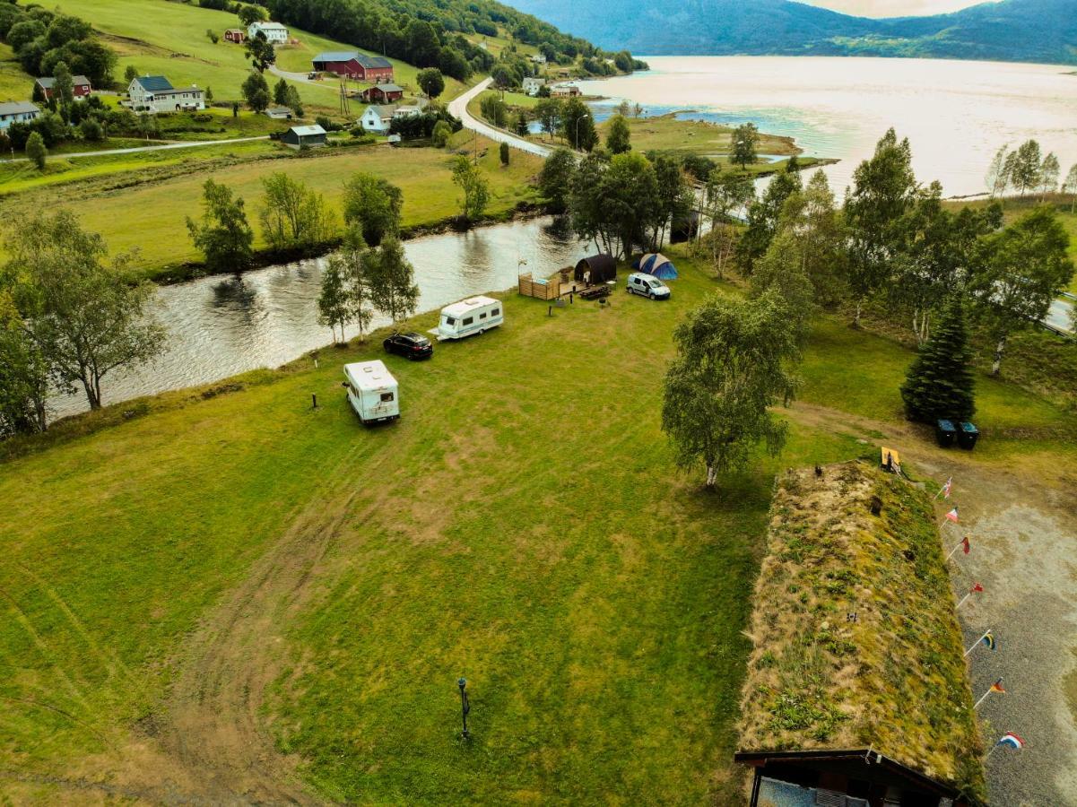 Vistdal Camping Myklebostad  エクステリア 写真